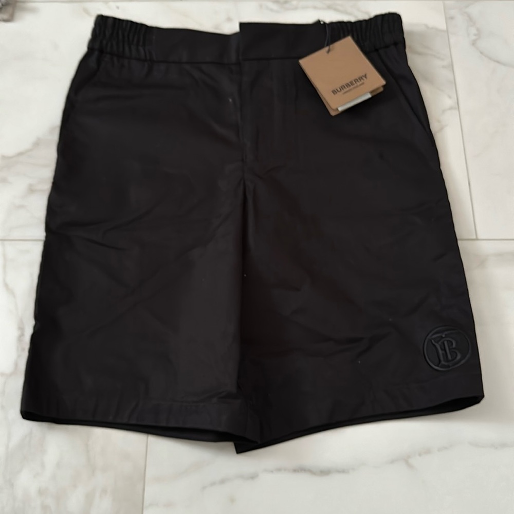 Kids Burberry shorts NWT size 12